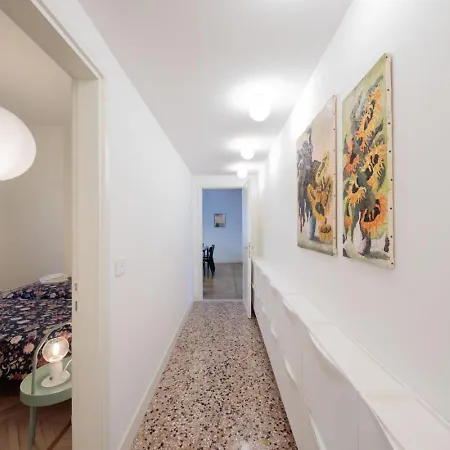 Principe Di Piemonte 10m 6 Guests Апартаменты Венеция